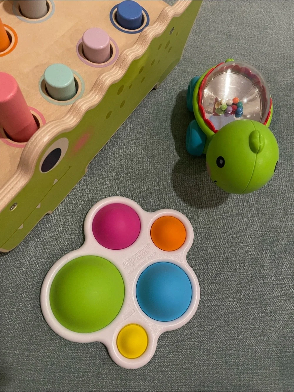 Pounding Table Turtle Dimpl Toy Bundle